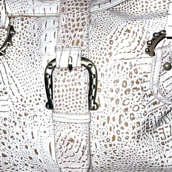 Tangerine brand awesome cream colored bag with brown in the cracks of faux croc - Picture 3 of 7